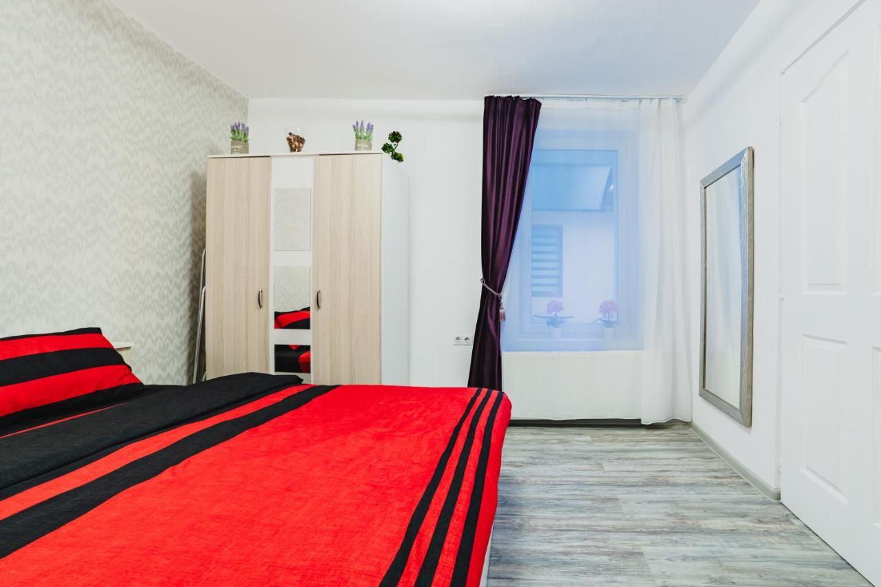 Studio Central Poarta Schei Brassó Kültér fotó